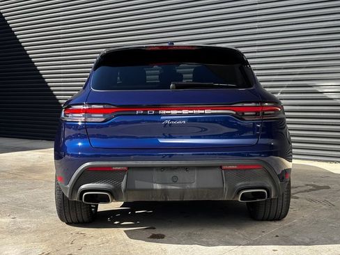 Certified 2025 Porsche Macan image 6