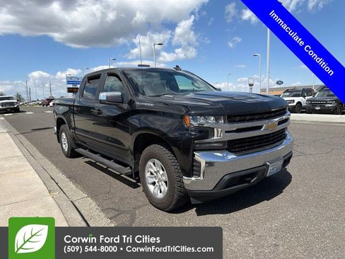 Used 2021 Chevrolet Silverado 1500 LT w/ Bed Protection Package AWD/4WD image 1