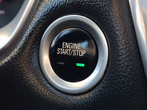 Used 2020 Chevrolet Traverse LT w/ LT Premium Package image 30