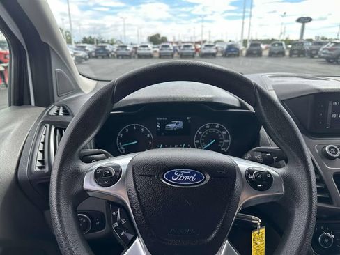 Used 2022 Ford Transit Connect XL FWD image 18