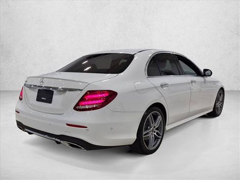 Used 2019 Mercedes-Benz E 300 image 5