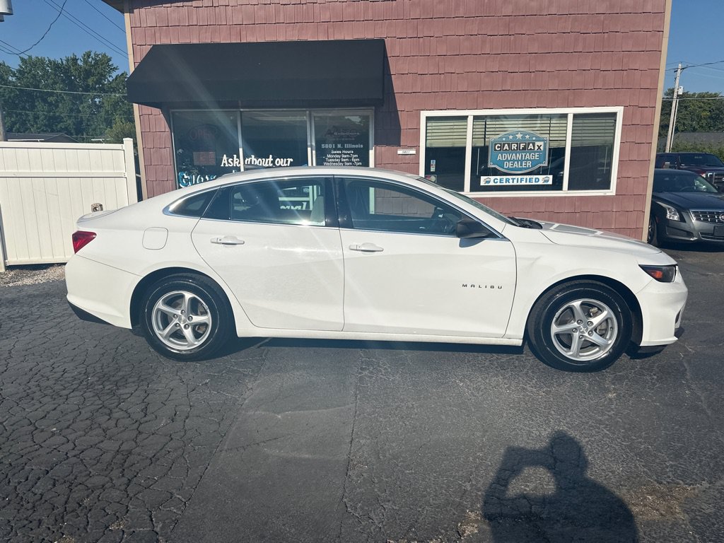 Used 2016 Chevrolet Malibu LS FWD image 1