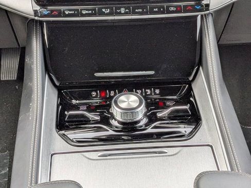 New 2026 Jeep Grand Wagoneer Limited image 21