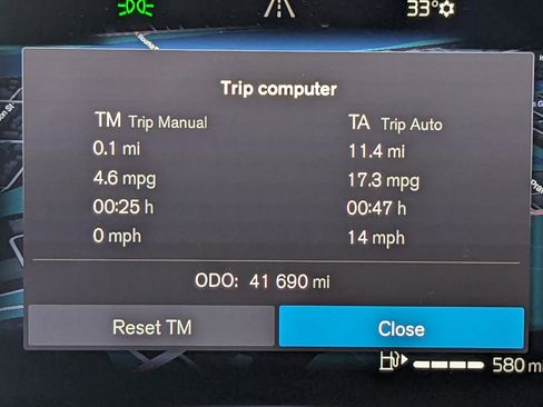 Used 2022 Volvo XC60 B5 R-Design w/ Advanced Package image 19