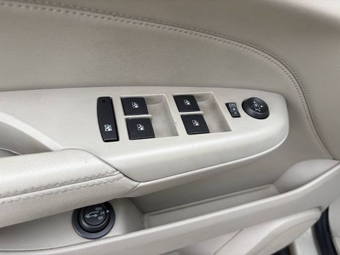 Used 2011 Cadillac SRX Luxury FWD image 23
