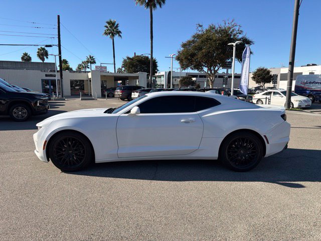 Used 2020 Chevrolet Camaro LT w/ RS Package RWD image 4