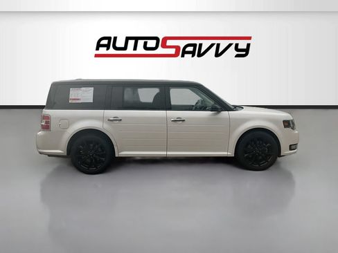 Used 2018 Ford Flex SEL w/ Equipment Group 202A FWD image 8