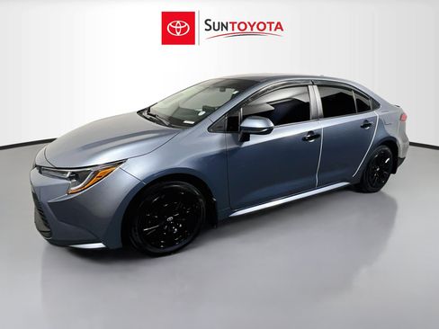 Used 2026 Toyota Corolla LE FWD image 9
