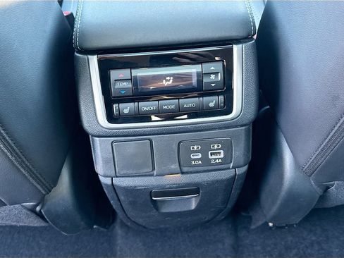Used 2024 Subaru Ascent Limited w/ Technology Package AWD/4WD image 25