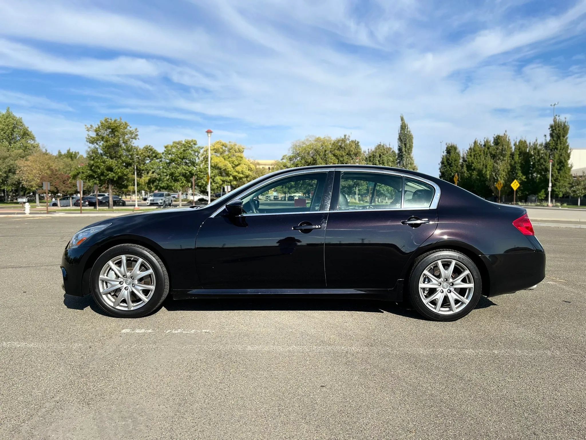 Used 2013 INFINITI G37 Journey w/ Premium Pkg RWD image 8