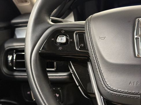 Certified 2023 Lincoln Aviator AWD w/ Premium Package image 25