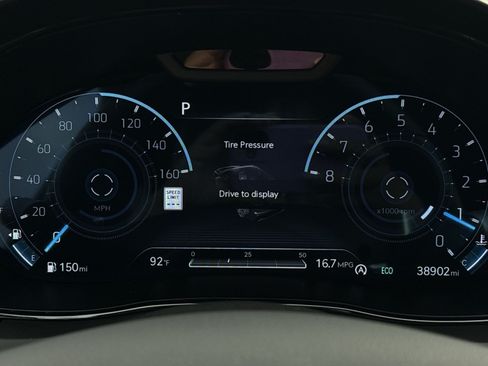 Used 2023 Genesis GV70 2.5T w/ Sport Prestige Package AWD/4WD image 17