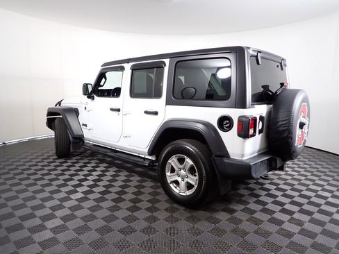 Used 2023 Jeep Wrangler Unlimited Sport AWD/4WD image 11