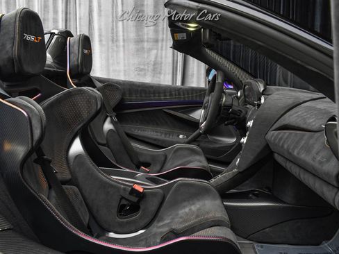 Used 2022 McLaren 765LT RWD image 26