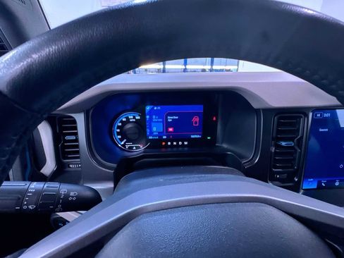 Used 2022 Ford Bronco Wildtrak image 21