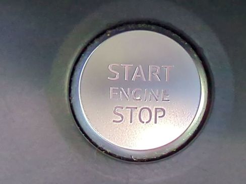 Used 2020 Audi Q5 2.0T Titanium Premium Plus w/ Premium Plus Package image 30