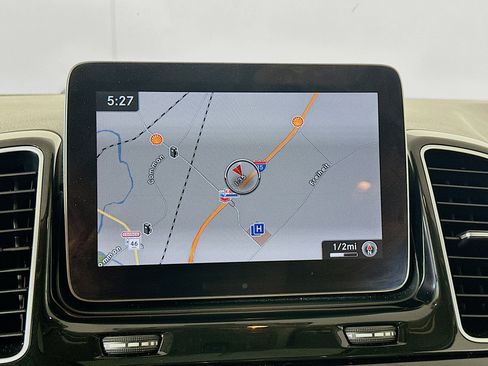 Used 2018 Mercedes-Benz GLE 350 4MATIC image 22
