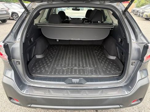Used 2024 Subaru Outback Premium AWD/4WD image 9