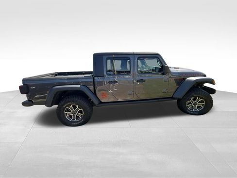 Used 2024 Jeep Gladiator Mojave w/ Technology Group AWD/4WD image 16