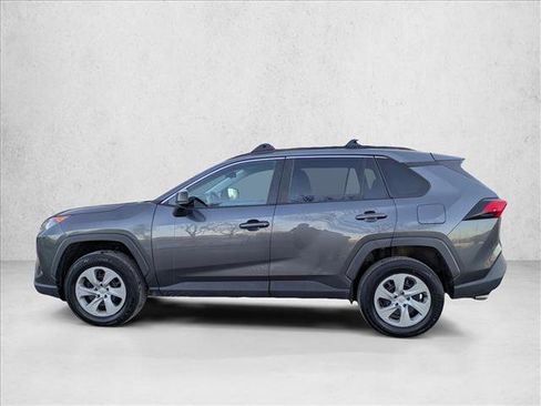 Used 2019 Toyota RAV4 LE image 9