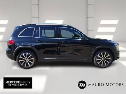 Certified 2022 Mercedes-Benz GLB 250 4MATIC image 2