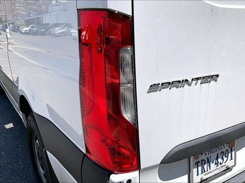 Used 2025 Mercedes-Benz Sprinter 2500 image 17