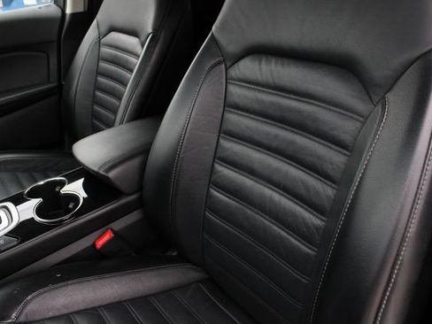 Used 2016 Ford Edge SEL w/ Equipment Group 201A image 6