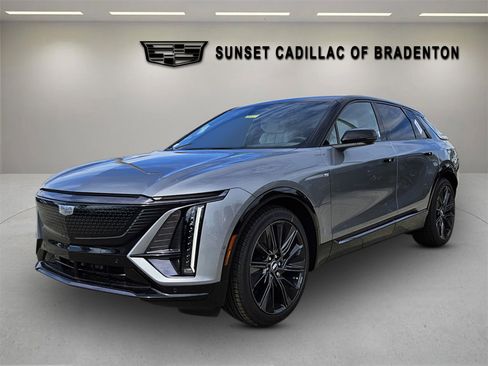 New 2025 Cadillac Lyriq Sport image 3