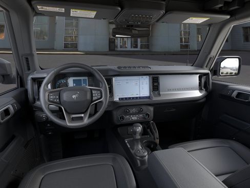 New 2025 Ford Bronco Badlands AWD/4WD image 9
