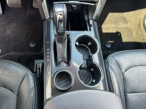 Used 2017 Ford Explorer Limited FWD image 25