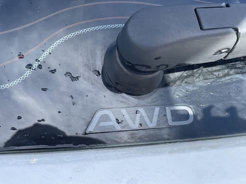 Used 2025 Honda HR-V LX image 9