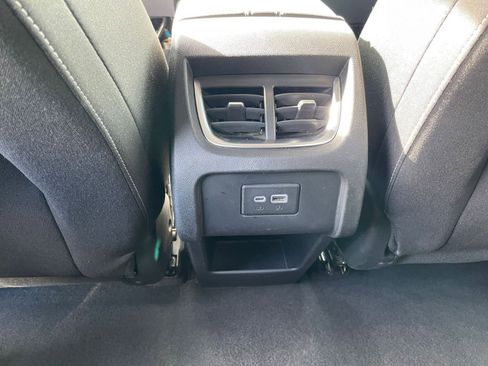 Used 2025 Chevrolet Blazer LT image 24