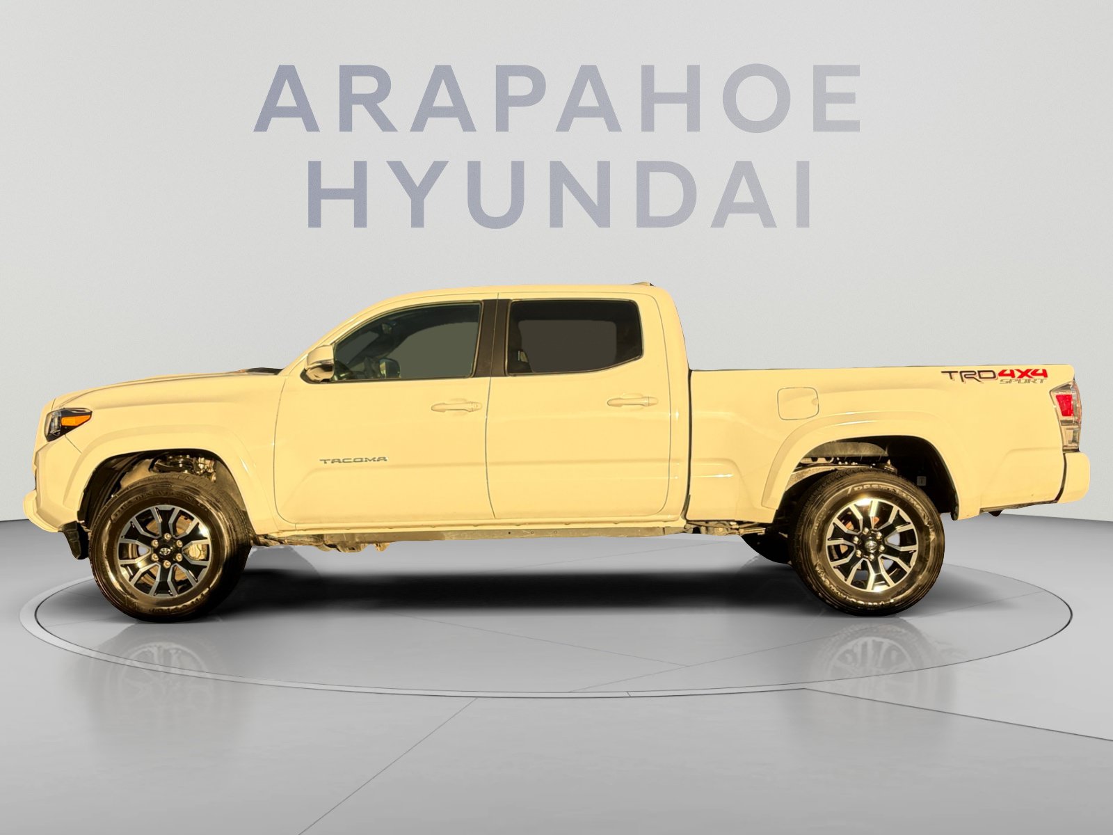 Used 2023 Toyota Tacoma TRD Sport w/ Advanced Technology Package AWD/4WD image 2