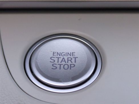 New 2026 Hyundai Elantra Limited image 36