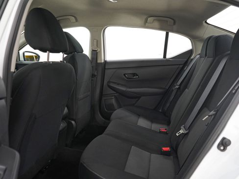 Used 2025 Nissan Sentra SV w/ All-Weather Package FWD image 19