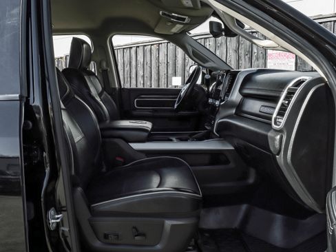 Used 2021 RAM 3500 Laramie image 32