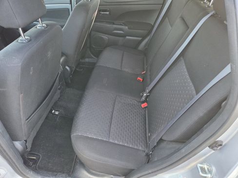 Used 2011 Mitsubishi Outlander Sport SE image 10