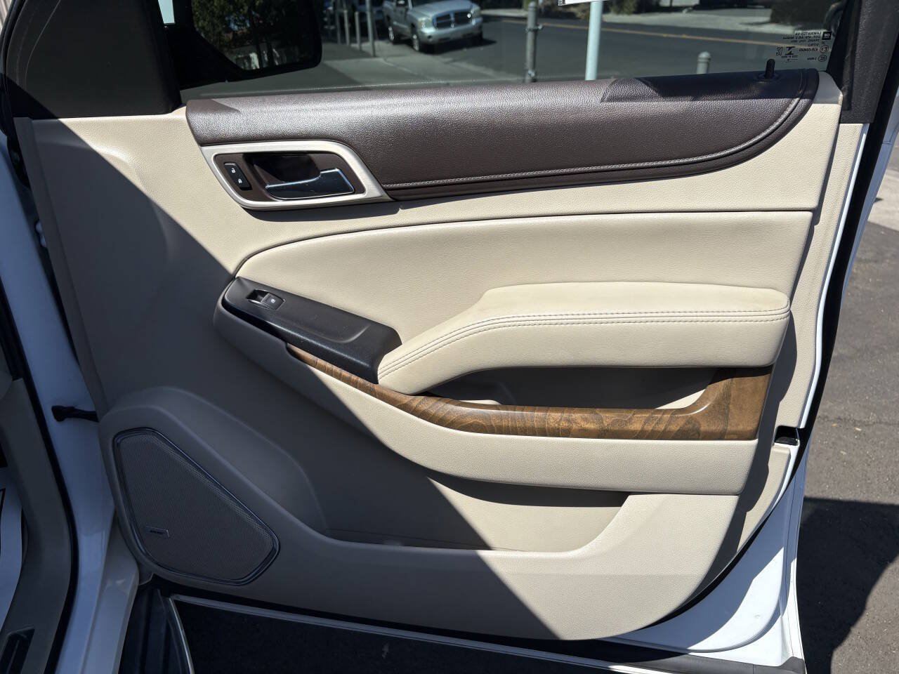 Used 2018 GMC Yukon Denali AWD/4WD image 23