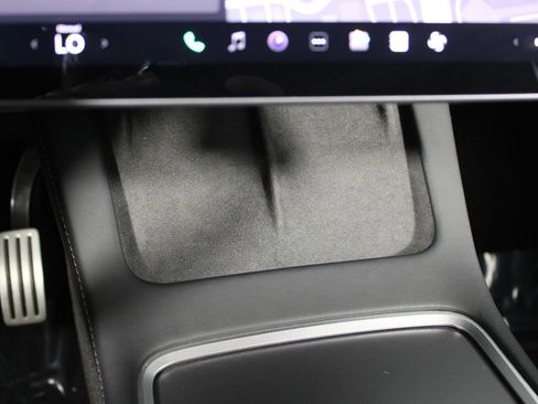 Used 2022 Tesla Model Y Performance image 16