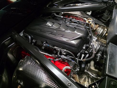 Used 2020 Chevrolet Corvette Stingray Preferred Cpe w/ 2LT Preferred Equipment Group RWD image 33