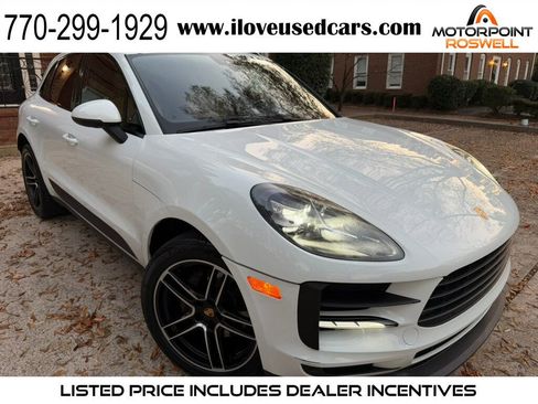Used 2019 Porsche Macan AWD/4WD image 1