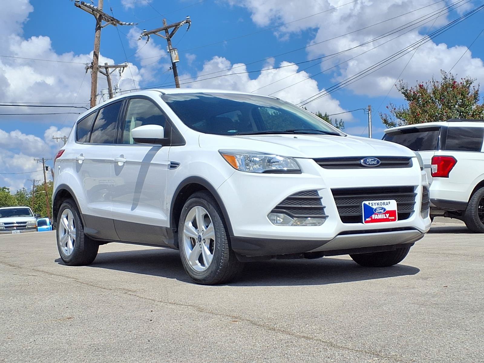 Used 2016 Ford Escape SE FWD image 3