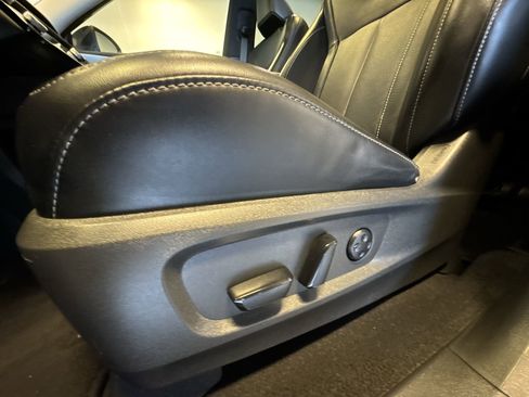 Certified 2023 INFINITI QX60 Luxe w/ Cargo Package AWD/4WD image 12
