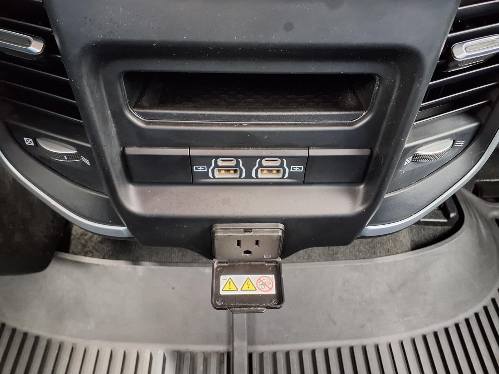 Used 2022 RAM 1500 Big Horn AWD/4WD image 14