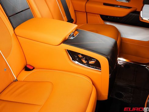 Used 2023 Rolls-Royce Cullinan AWD/4WD image 44