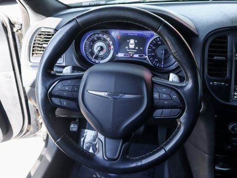 Used 2020 Chrysler 300 S image 20