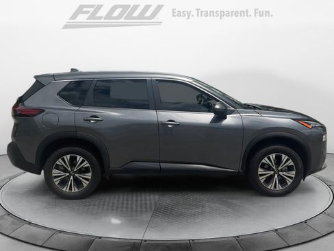 Certified 2022 Nissan Rogue SV FWD image 10