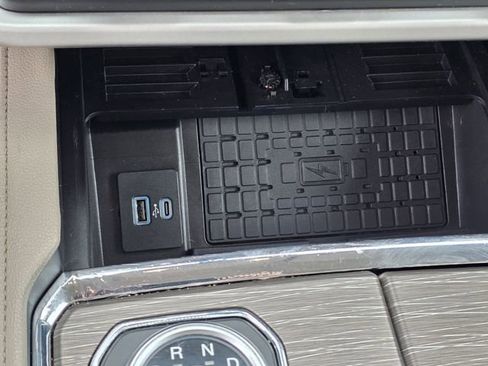 Used 2024 Ford Expedition Max Limited AWD/4WD image 24
