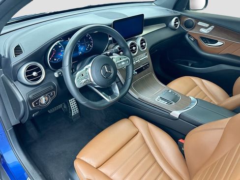Used 2023 Mercedes-Benz GLC 300 4MATIC Coupe image 9