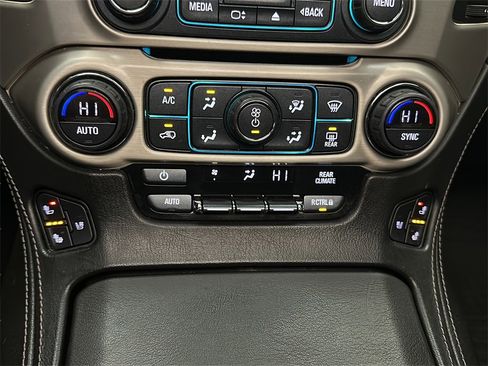 Used 2018 GMC Yukon Denali w/ Open Road Package image 32